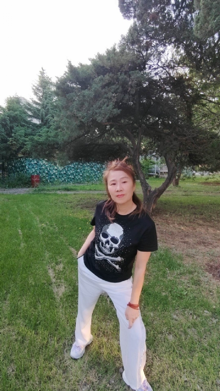 晚霞的第二张照片--平顶山相亲服务中心