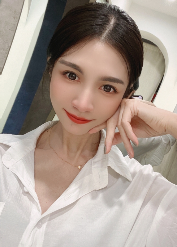 Anna的第一张照片--平顶山相亲服务中心