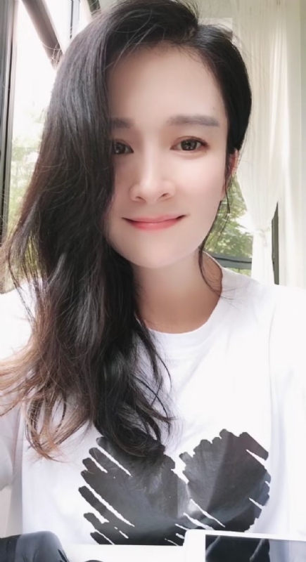 晨曦的第一张照片--平顶山相亲服务中心