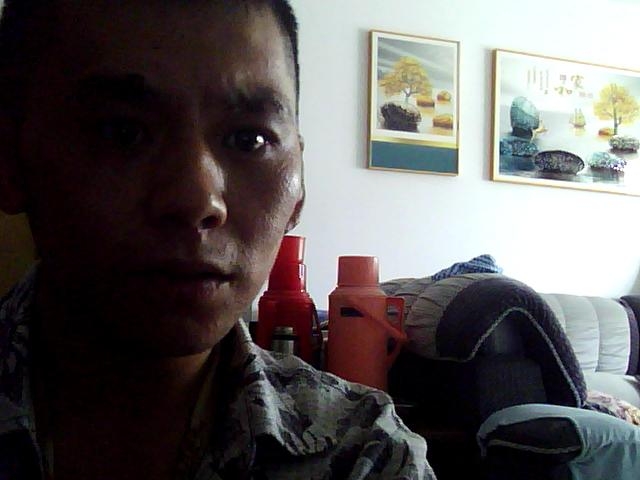 为爱而奋斗的第一张照片--平顶山相亲服务中心