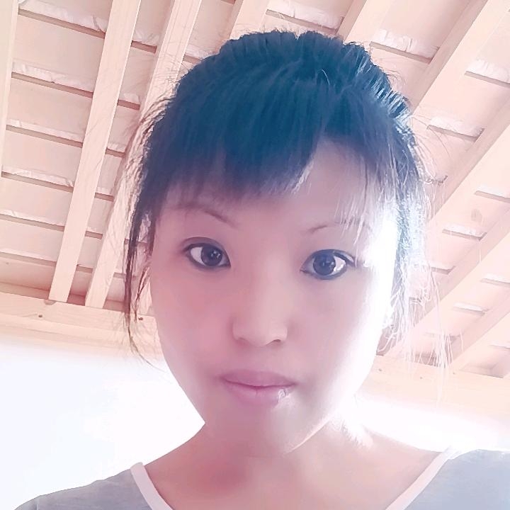 Lily的第一张照片--平顶山相亲服务中心