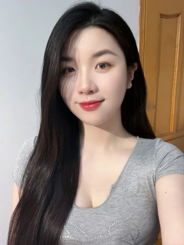 乔乔在寻爱的第二张照片--平顶山相亲服务中心