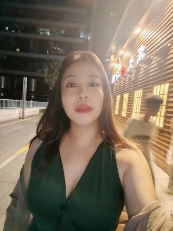 叶子青青的第四张照片--平顶山相亲服务中心