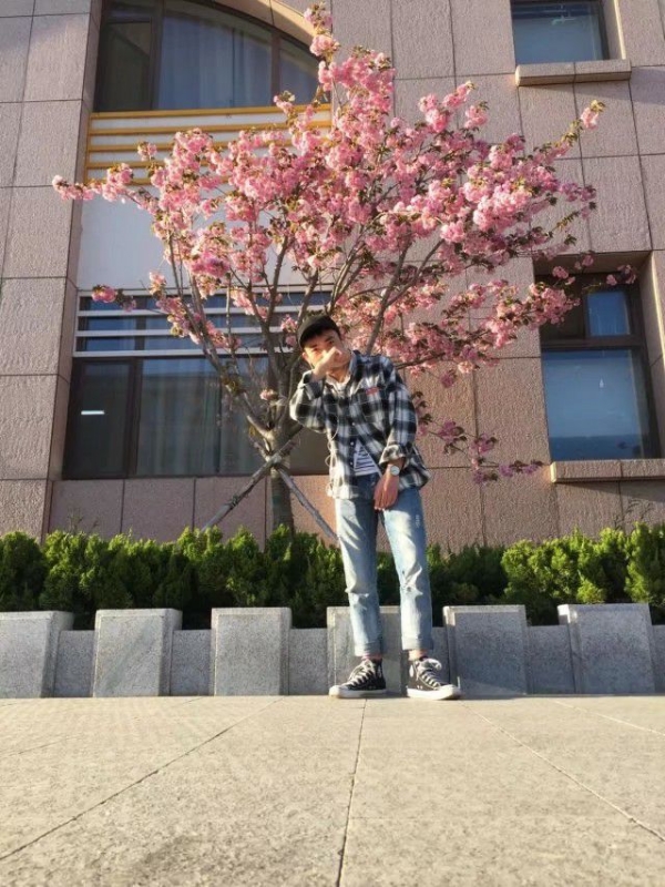 明非的第一张照片--平顶山相亲服务中心