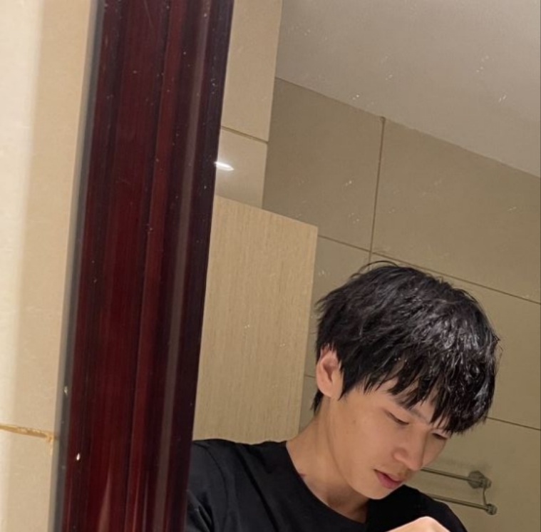 无眠的第一张照片--平顶山相亲服务中心