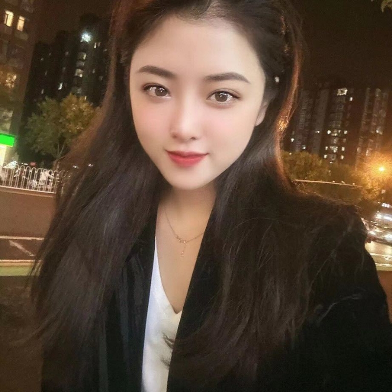 爱笑的女孩的第三张照片--平顶山相亲服务中心