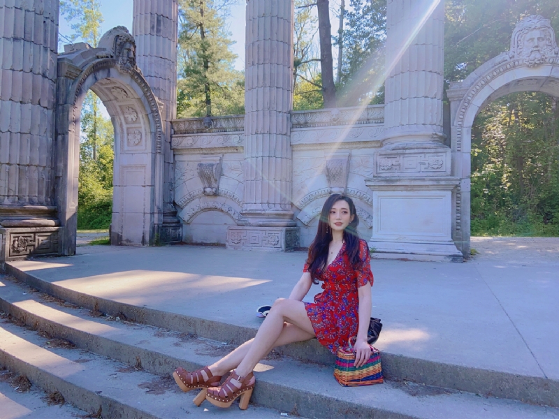 瑜瑜的第一张照片--平顶山相亲服务中心