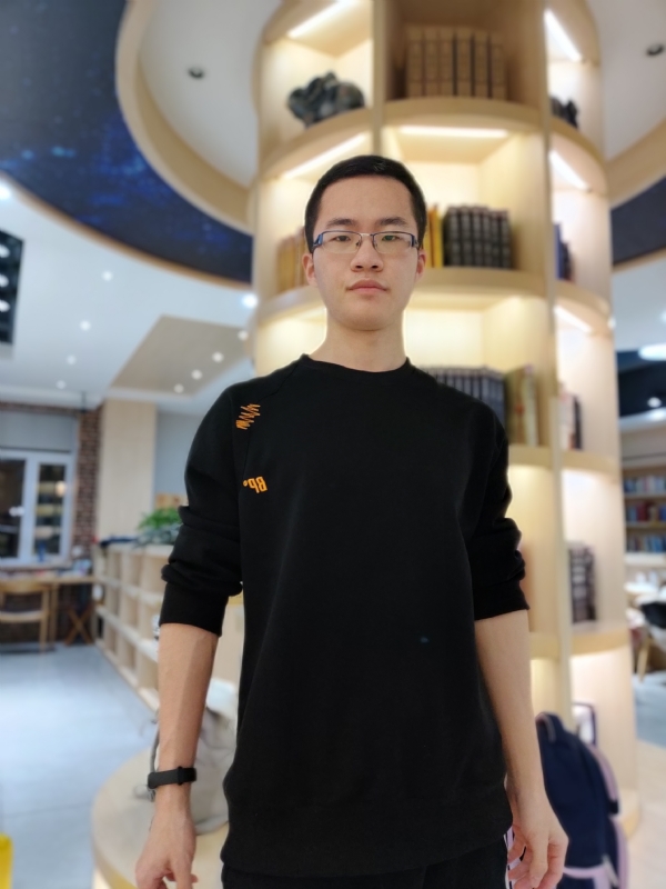 轩墨的第一张照片--平顶山相亲服务中心