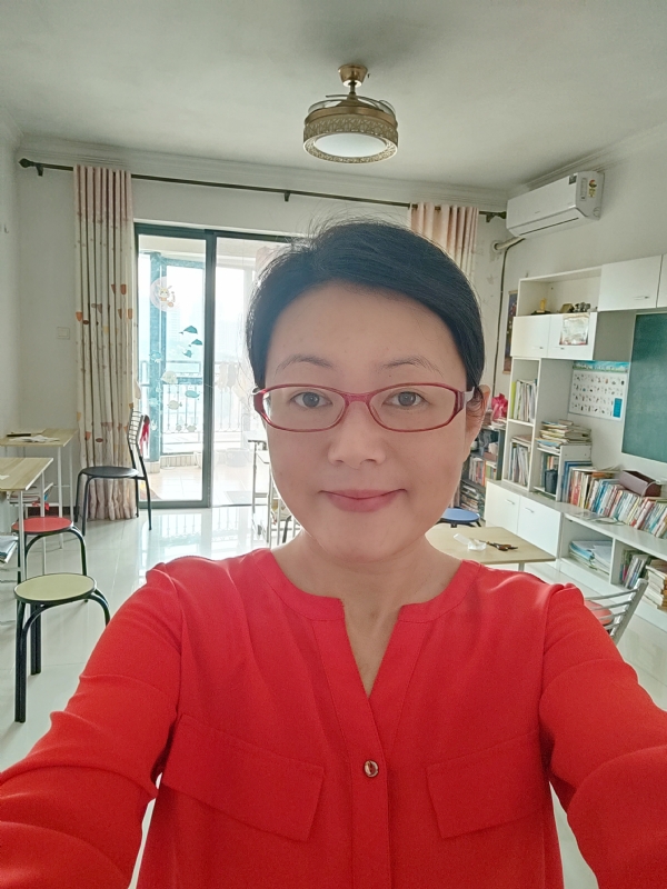 丽华的第二张照片--平顶山相亲服务中心