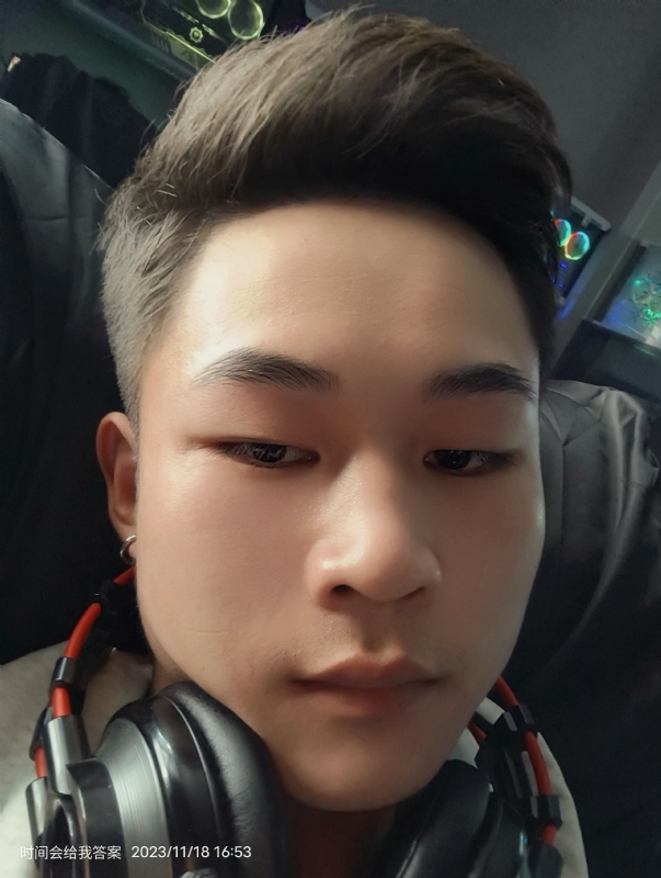 烦烦的小林的第一张照片--平顶山相亲服务中心