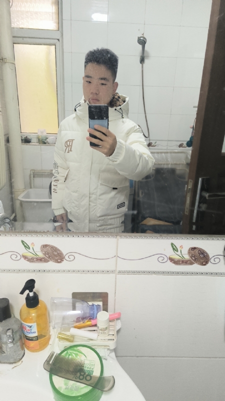 小李的第一张照片--平顶山相亲服务中心