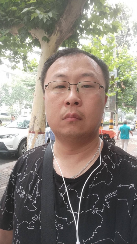 飘逸的星辰的第一张照片--平顶山相亲服务中心