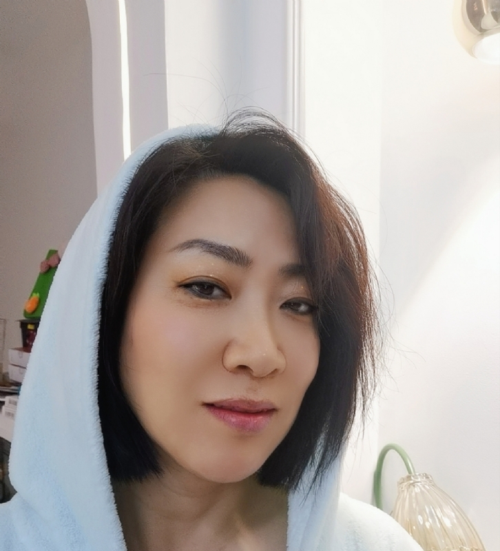 火玫瑰的第一张照片--平顶山相亲服务中心