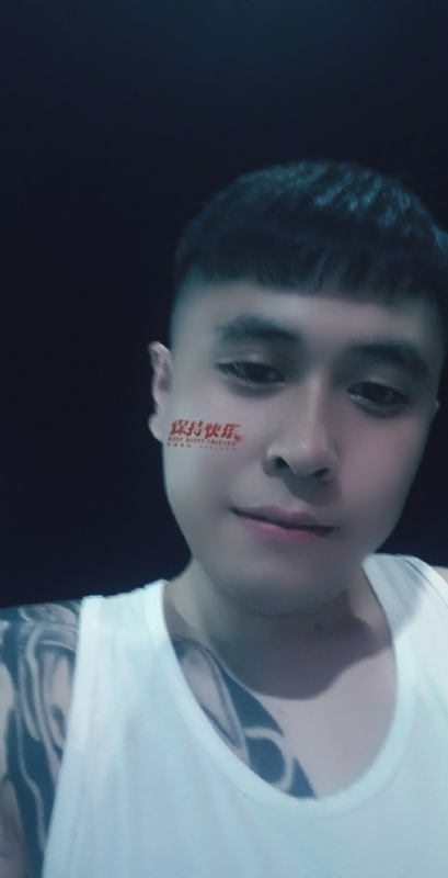 愚忠的第一张照片--平顶山相亲服务中心