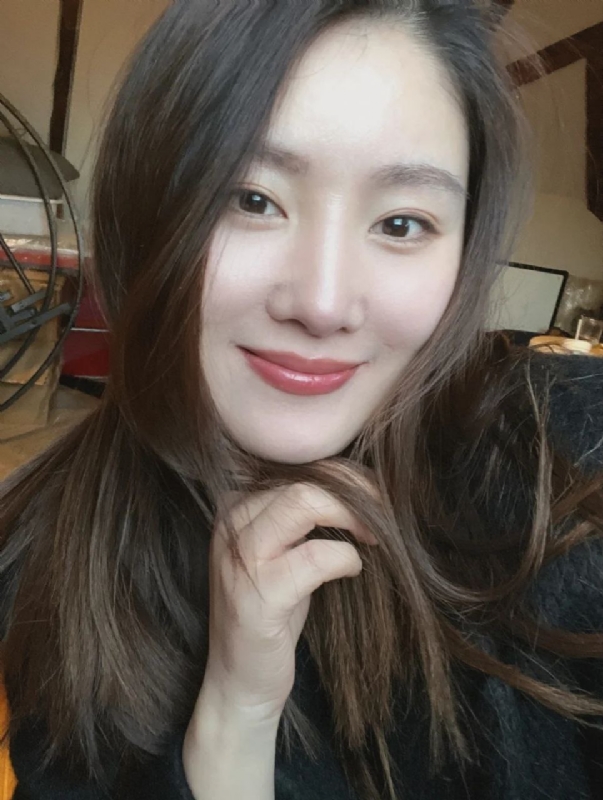 Anny的第一张照片--平顶山相亲服务中心