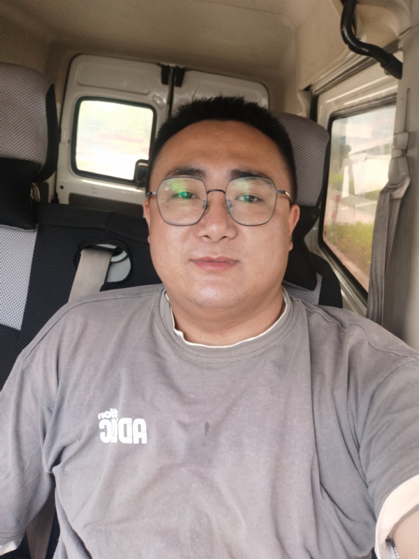 奇卡的第二张照片--平顶山相亲服务中心