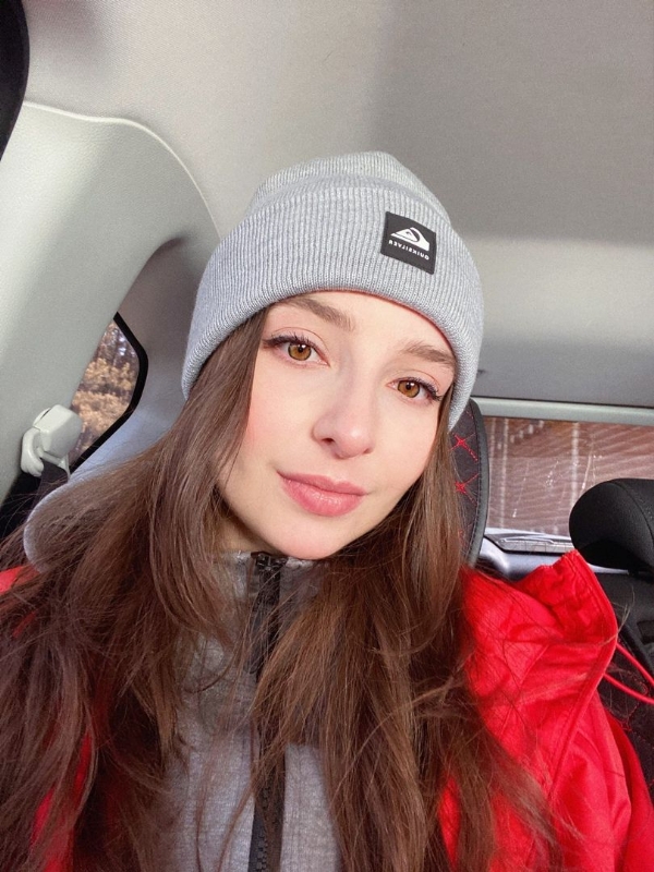 Emilia的第一张照片--平顶山相亲服务中心