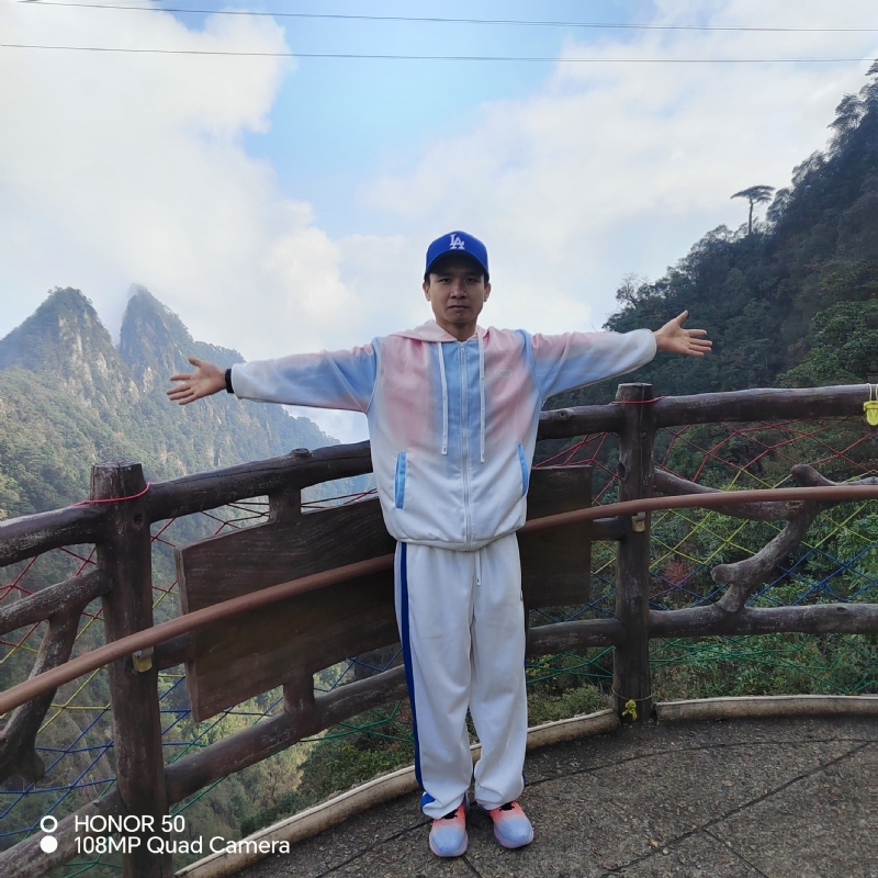 明明的第一张照片--平顶山相亲服务中心