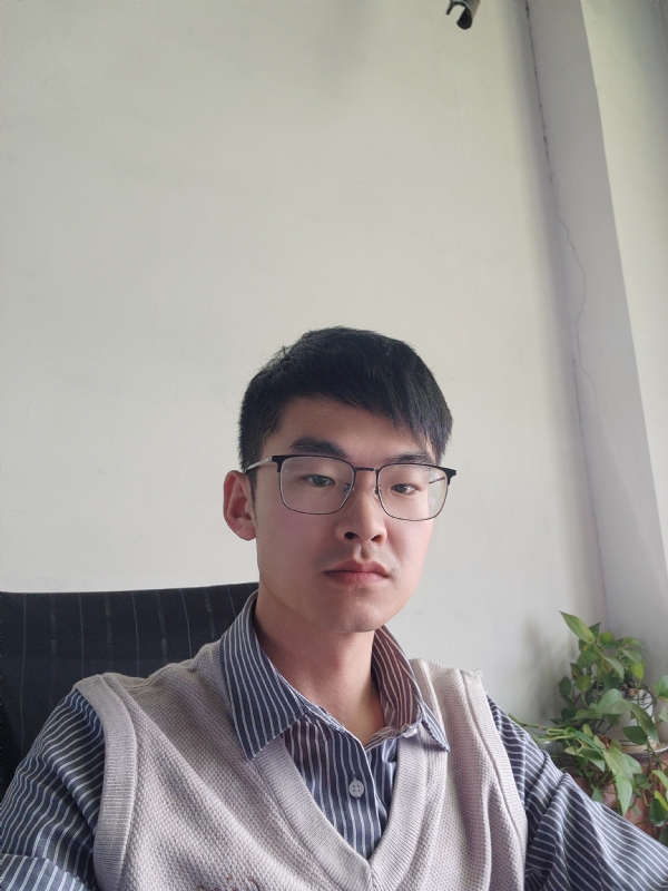 琉璃的第一张照片--平顶山相亲服务中心