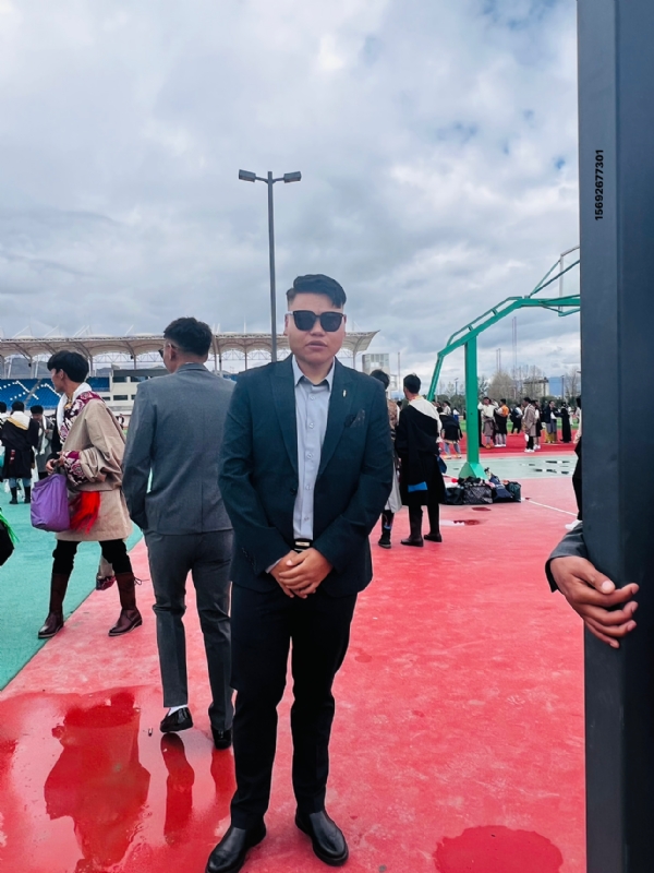 脸皮暴的第一张照片--平顶山相亲服务中心