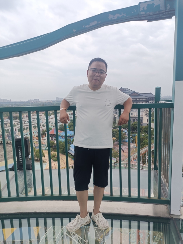 飞哥的第一张照片--平顶山相亲服务中心