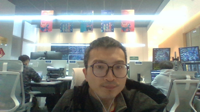 飞翔的蜻蜓的第一张照片--平顶山相亲服务中心