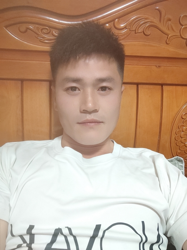 网球罗的第三张照片--平顶山相亲服务中心