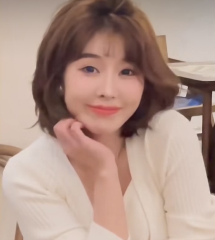 張雨晴的第一张照片--平顶山相亲服务中心