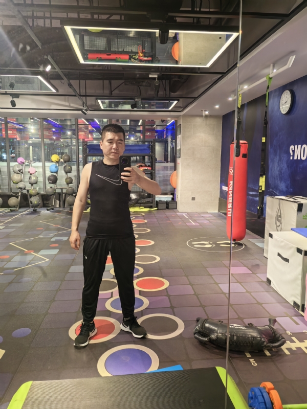 哈哈哈哈哈的第一张照片--平顶山相亲服务中心