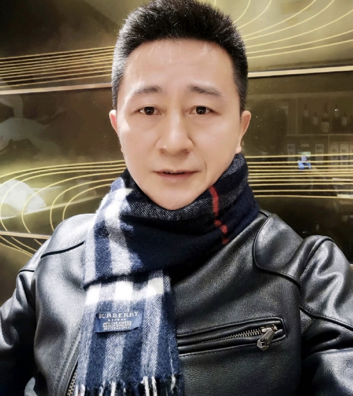 情到深处的第一张照片--平顶山相亲服务中心