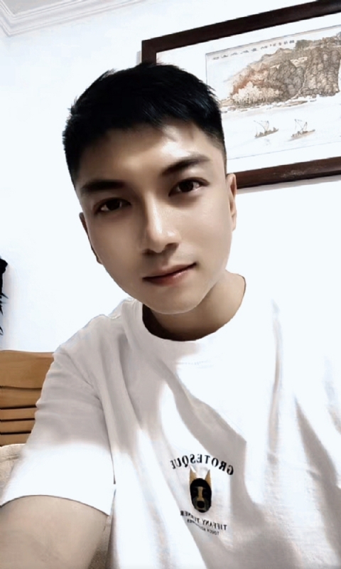 正直的火焰的第一张照片--平顶山相亲服务中心