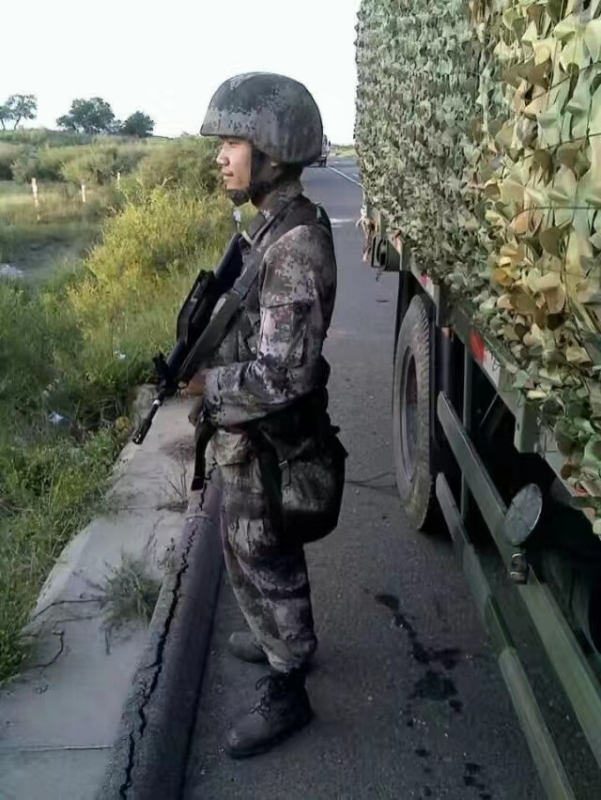 搬砖中的第一张照片--平顶山相亲服务中心