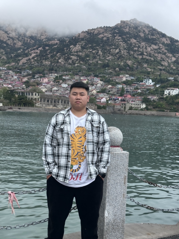 谨慎的第一张照片--平顶山相亲服务中心