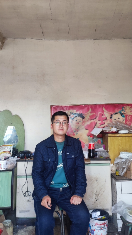 单身小王的第一张照片--平顶山相亲服务中心