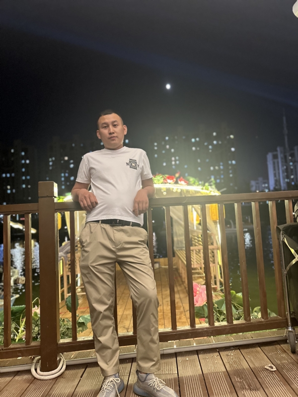 大超的第一张照片--平顶山相亲服务中心