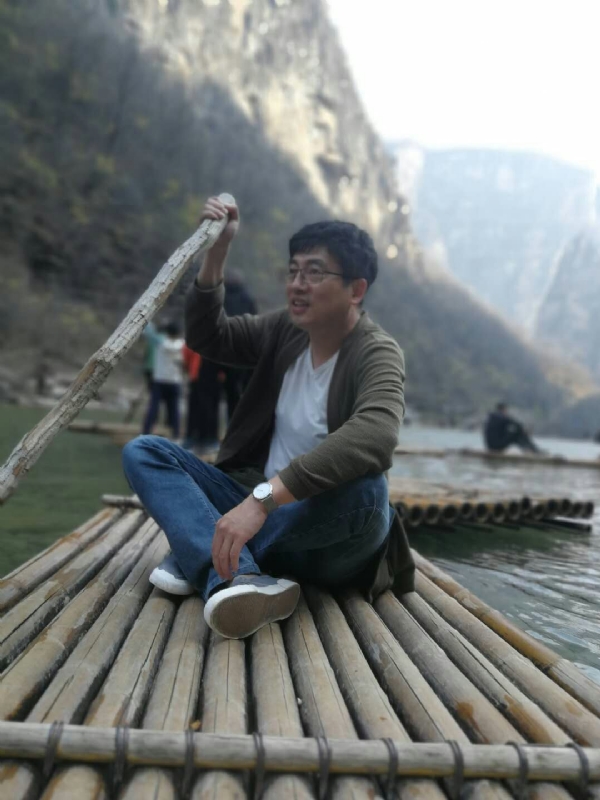 风被吹走了的第一张照片--平顶山相亲服务中心