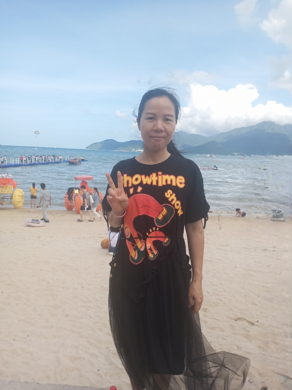 容容的第一张照片--平顶山相亲服务中心