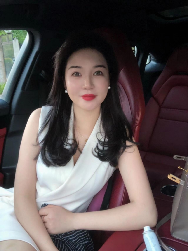 小雨的第一张照片--平顶山相亲服务中心