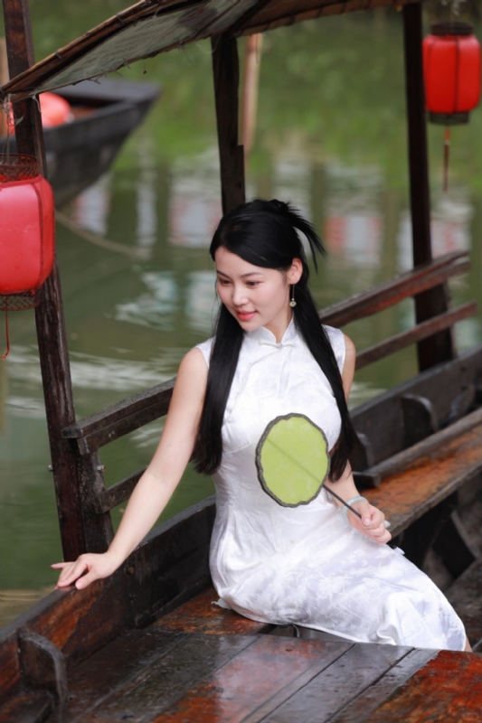 小慧的第二张照片--平顶山相亲服务中心