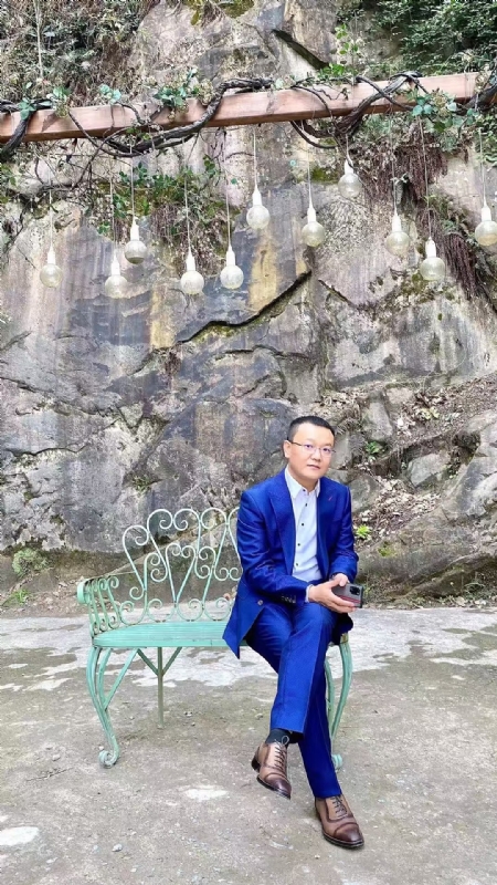 dikson的第一张照片--平顶山相亲服务中心