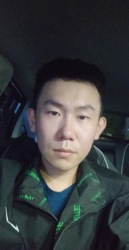 想结婚的小李的第一张照片--平顶山相亲服务中心