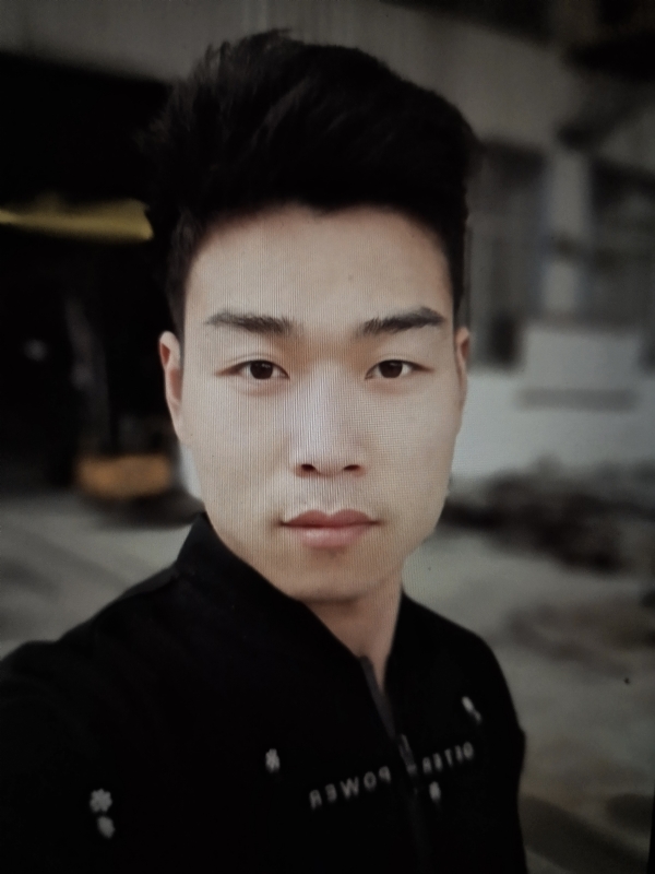 小风的第一张照片--平顶山相亲服务中心