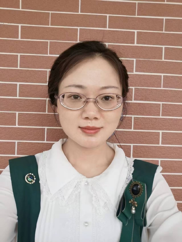 Lily的第二张照片--平顶山相亲服务中心