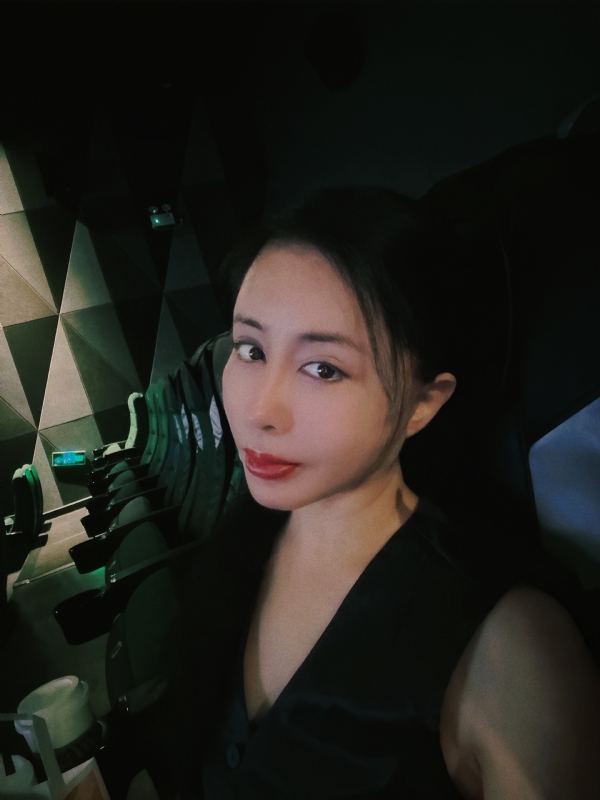 Moon的第一张照片--平顶山相亲服务中心