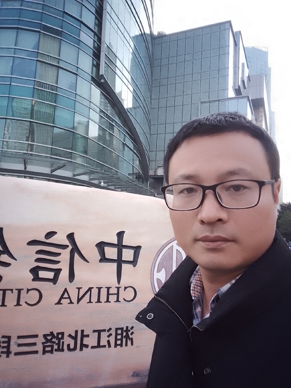 晚秋的第一张照片--平顶山相亲服务中心