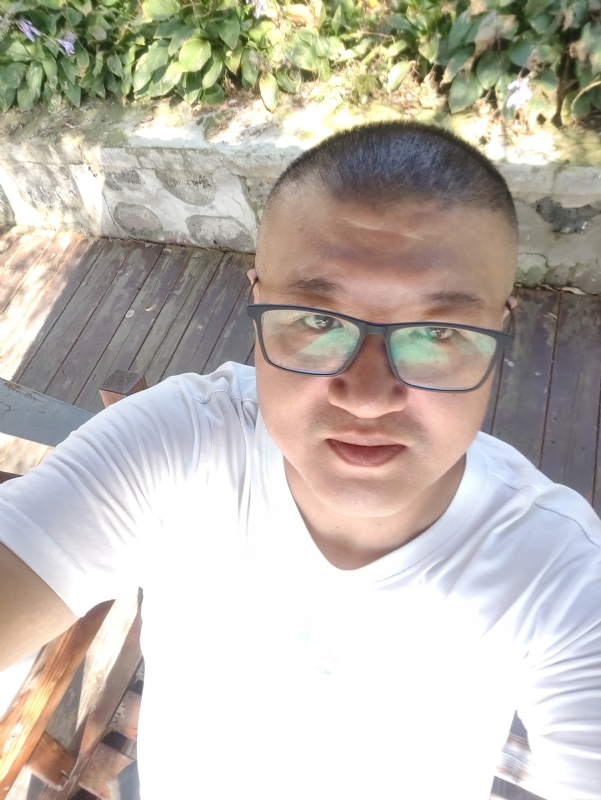 羊十八的第一张照片--平顶山相亲服务中心