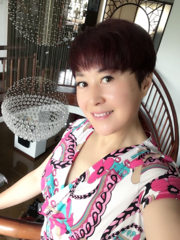 Amy的第一张照片--平顶山相亲服务中心