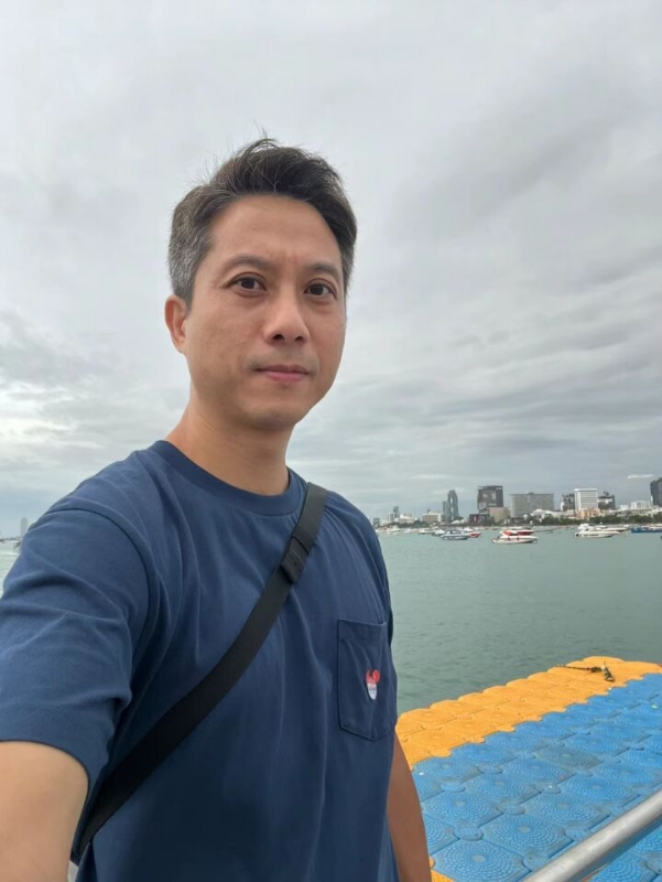 戍边的第一张照片--平顶山相亲服务中心