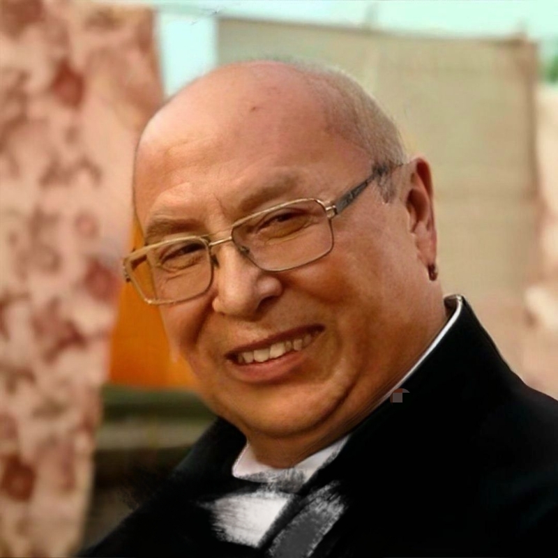 牵着猪儿看秀儿的第一张照片--平顶山相亲服务中心