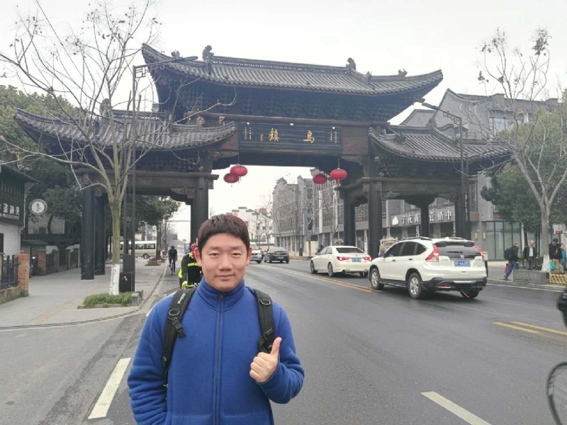 秋风秋雨的第一张照片--平顶山相亲服务中心